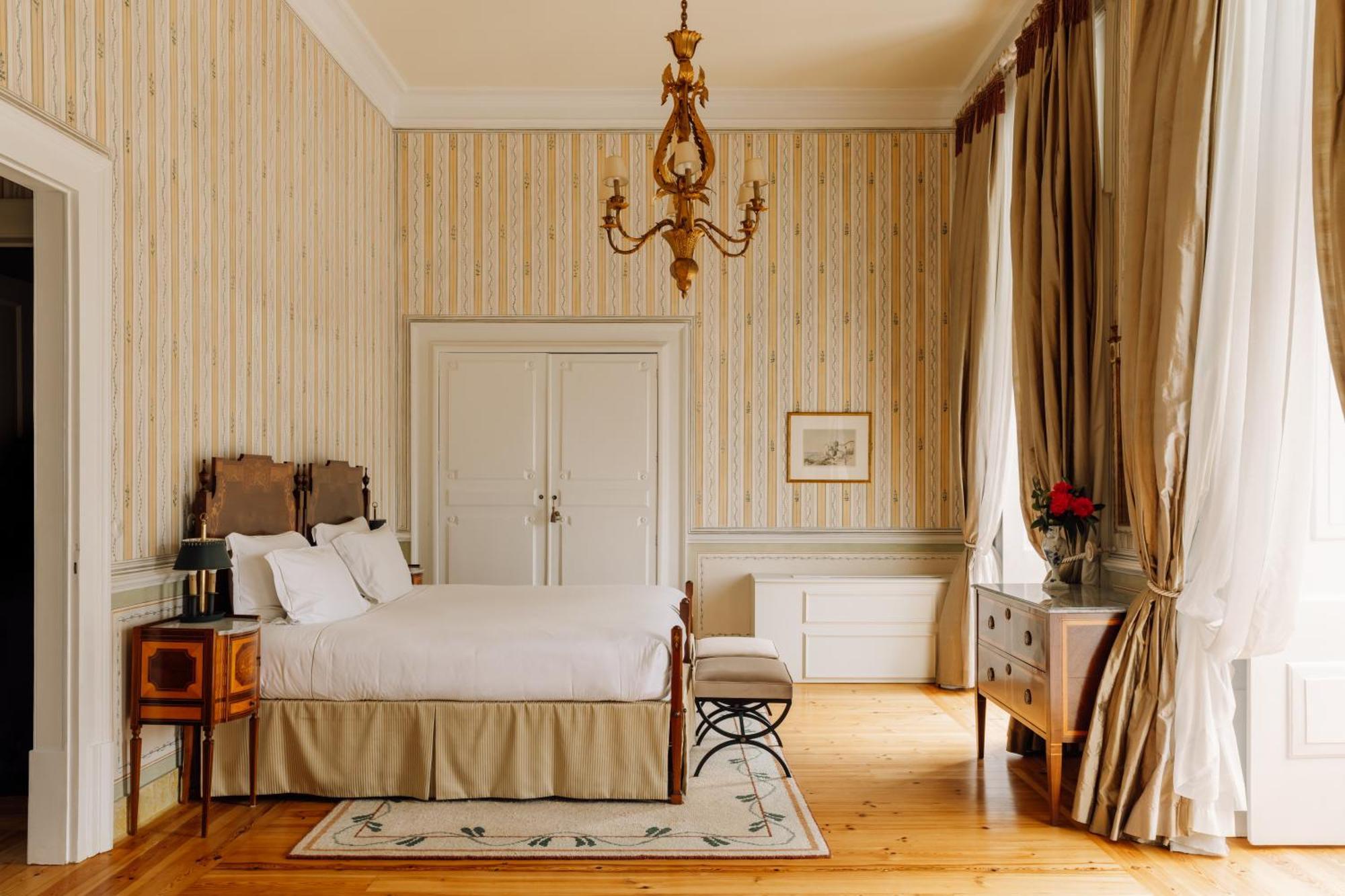 Royal Suite,1685057970:JPEG